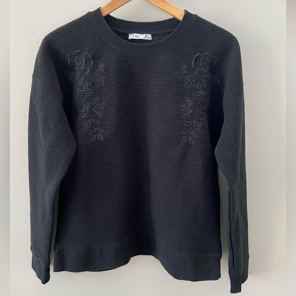 Dex Black Ribbed Sweatshirt with Floral Embroidery